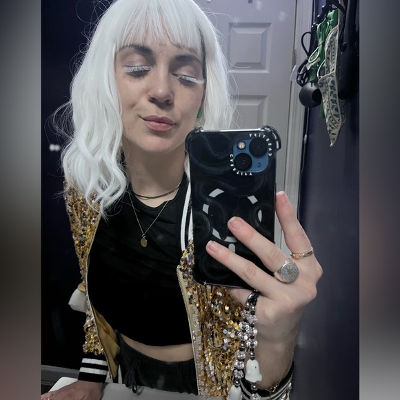 Meet your Posher, Emily - Picture 13 of 14